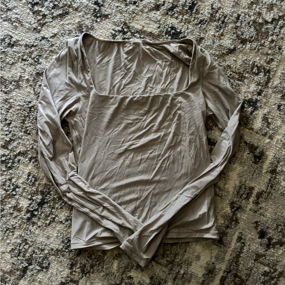 Aerie Long Sleeve Taupe Top